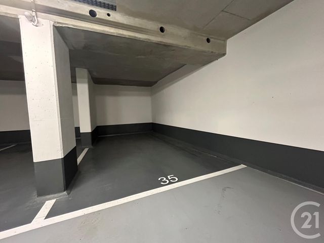 parking à louer - 12.0 m2 - PARIS - 75016 - ILE-DE-FRANCE - Century 21 Auteuil Immobilier